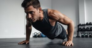 Najlepsze ćwiczenia na klatkę piersiową w domu: Twój przewodnik